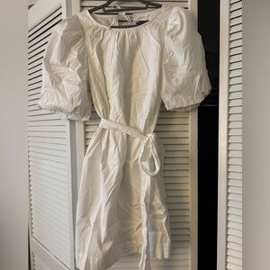 Vineyard Vines White Dress